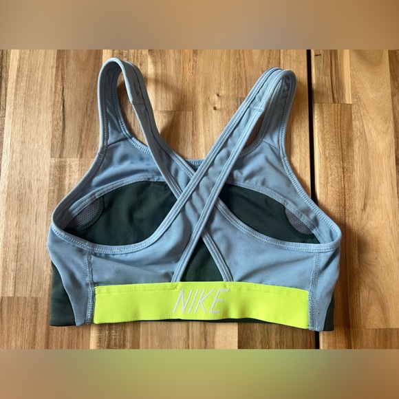 Nike Dri-fit Sports Bra small - Picture 2 of 3